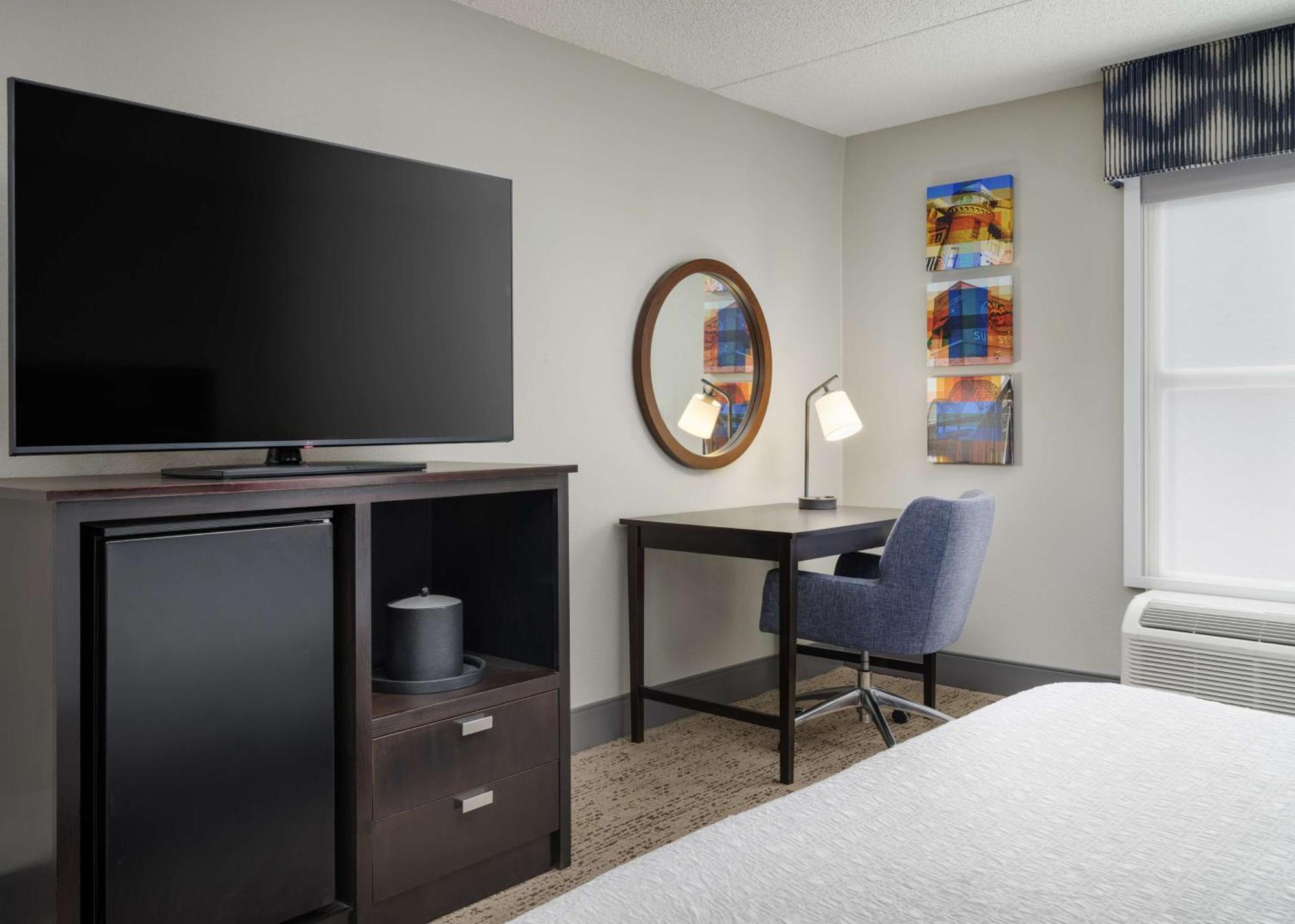 Hampton Inn & Suites Memphis East Germantown Area Exterior photo